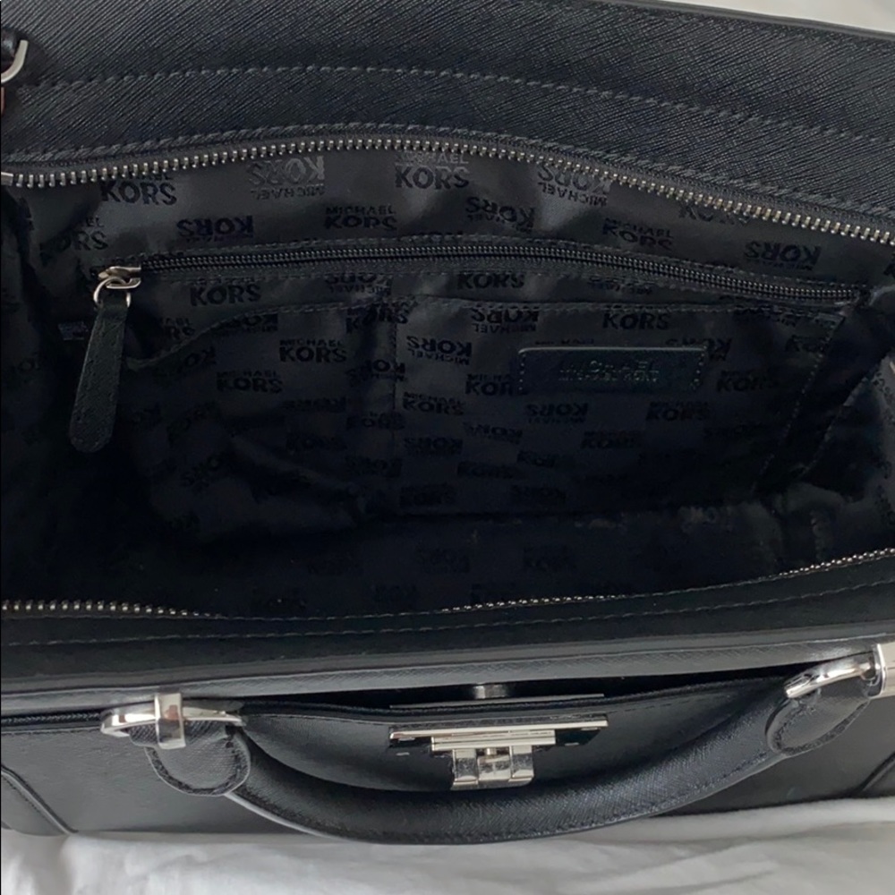 Michael Kors Bag - Picture 5 of 7